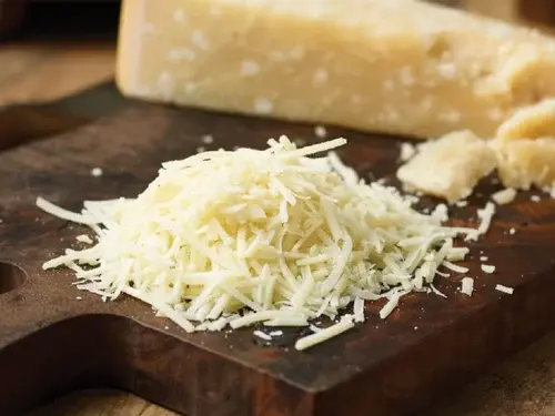 پنیر تاپینگ پیتزا